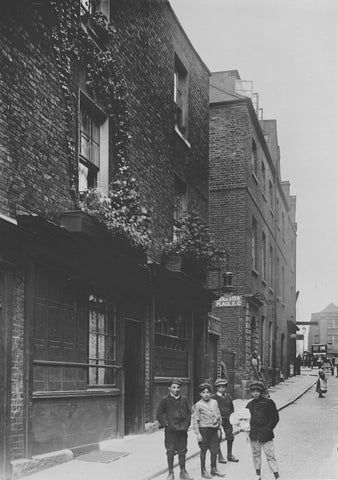 Little Saffron Hill